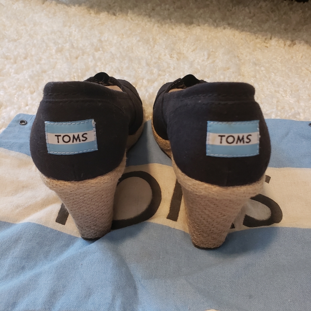 Toms Sandals